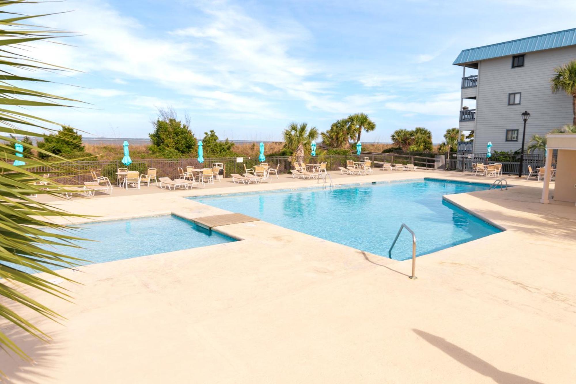 Beach-Pool-Private Balcony Apartment Tybee Island Exterior photo